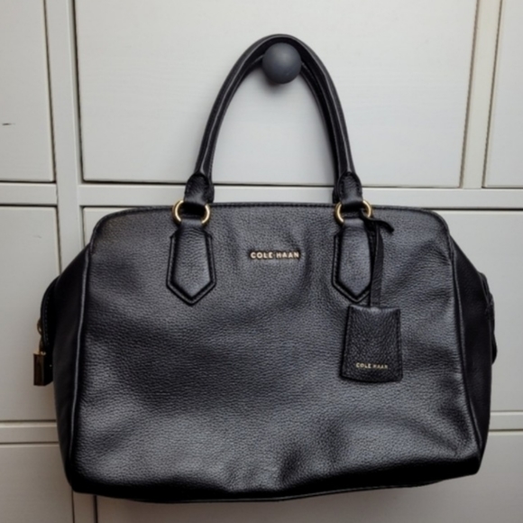 Cole Haan Dorset Satchel black leather golden metal lock key crossbody strap bag - Picture 4 of 16